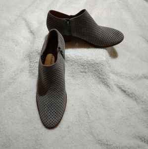 NWOB Lucky Brand Baylah perforated ankle boots